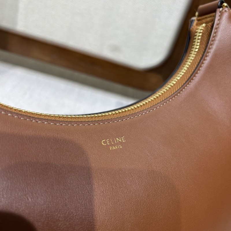 Ce1i*e ava bags